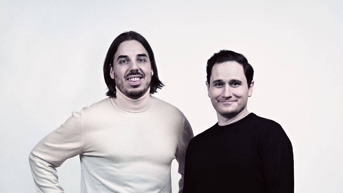 Branko Markovic (l.) und Florian Bösenkopf sind Gründer und CEOs von Influence.Vision. Das Unternehmen hat sich seit 2017 vom Tech-Anbieter zur Full-Service- Agentur im Bereich Influencermarketing entwickelt und ist seit 2022 Tochter von Banijay Germany.