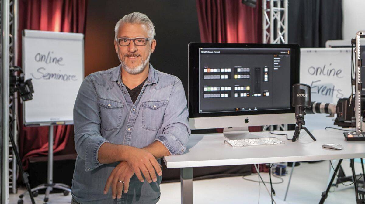 Mathias Wald, Chef von MyByte Media und Gründer des Clubs der Redner, findet, dass digitale Konferenzen in Sachen Rhetorik mitunter sehr zu wünschen lassen. Anlass für einen Crashkurs in sieben Schritten.