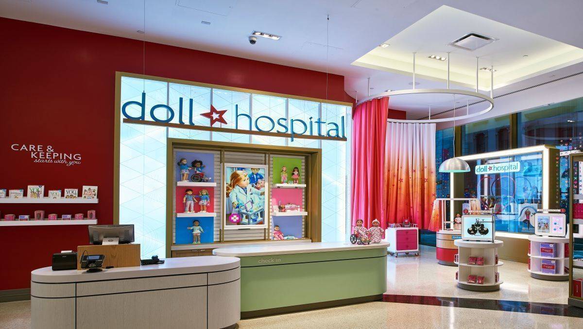 Im Puppenkrankenhaus zum Gesundheits-Checkup.